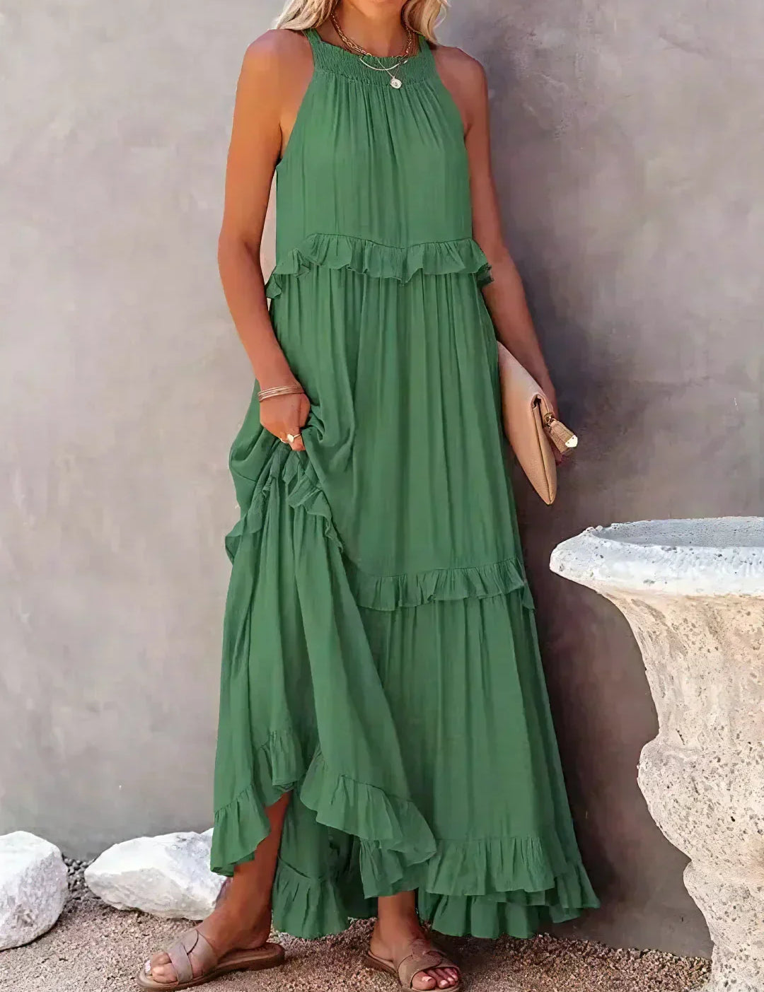 Vestido largo de mujer con cuello halter, capas de volantes y bolsillos laterales