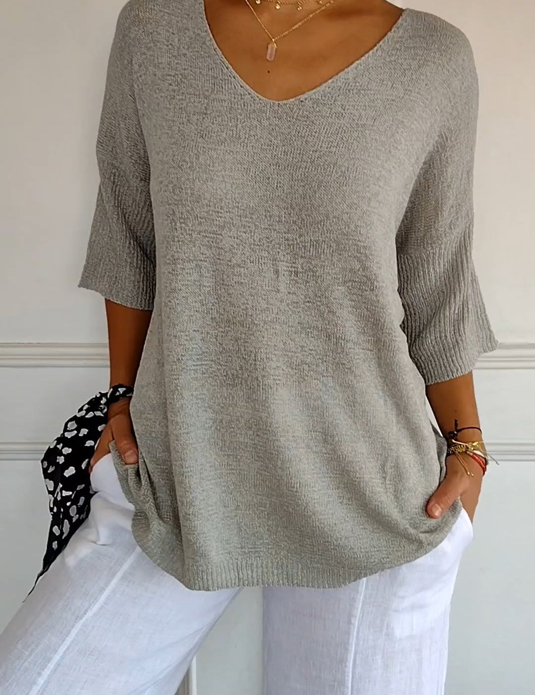 Top holgado con cuello en V para mujer