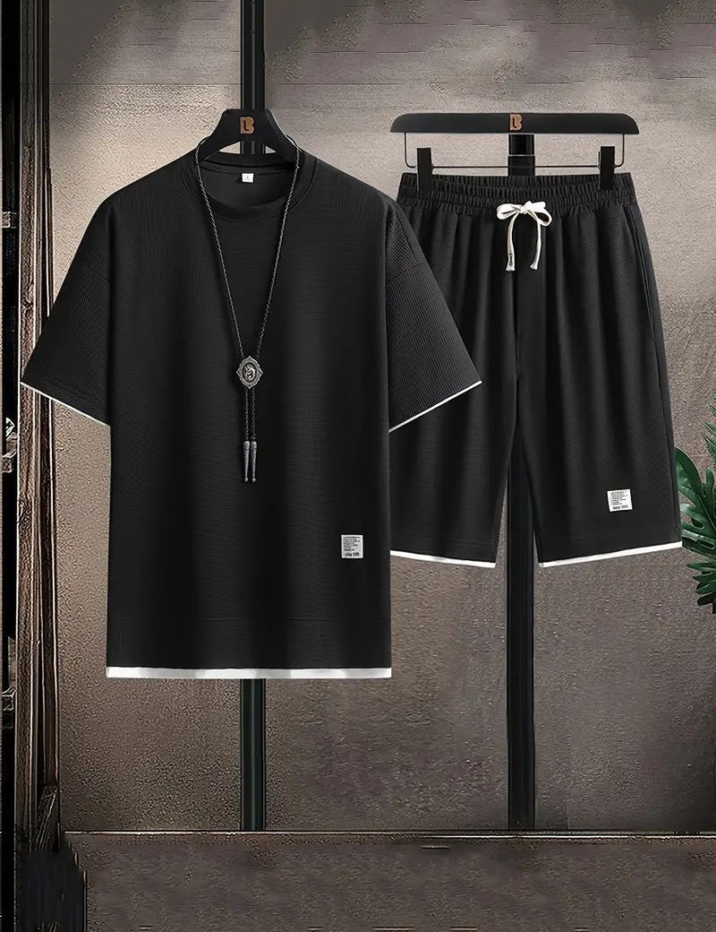 Conjunto de dos piezas para hombre con camiseta de manga corta y pantalones cortos con cordón