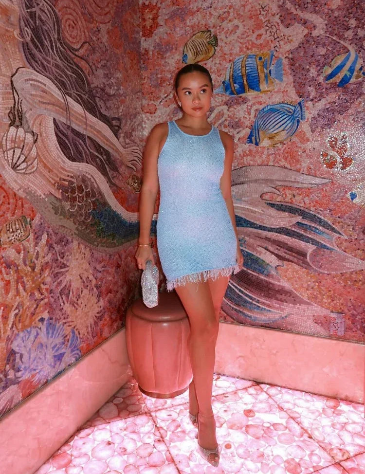 Vestido mini de punto brillante para mujer con corte sin mangas y dobladillo con flecos