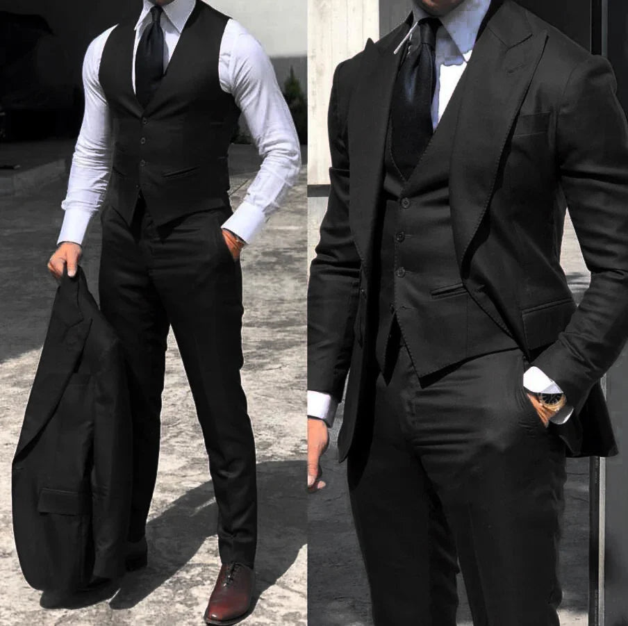 Traje de tres piezas ajustado para hombre con blazer, chaleco y pantalón