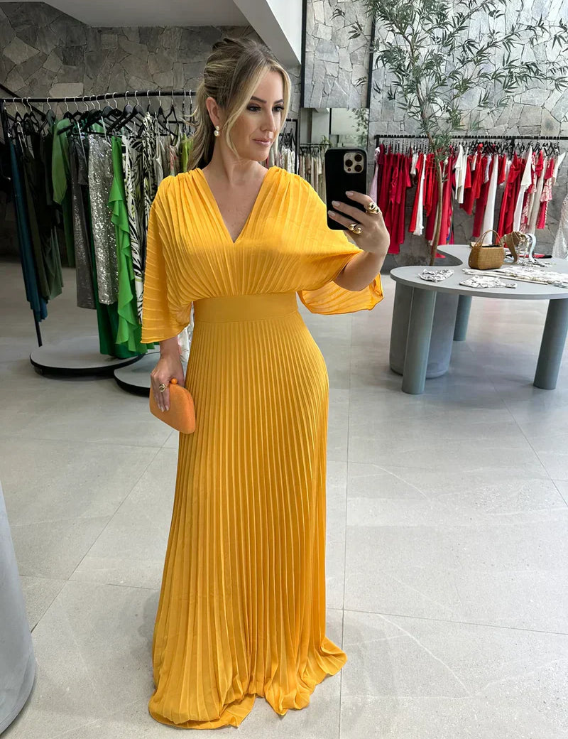 Women’s Elegant Maxi Dress with Pleated Skirt and Wide Sleeves