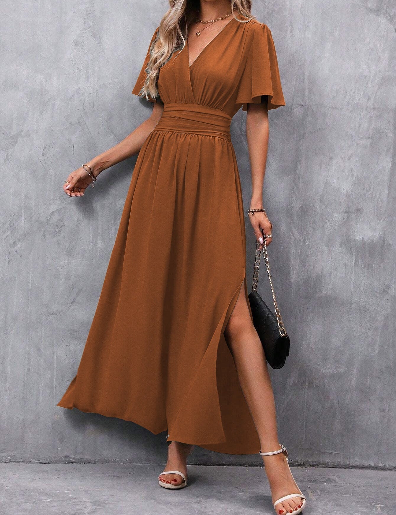 Women's Short-Sleeve Maxi Dress with V-Neck and Side Slit Design