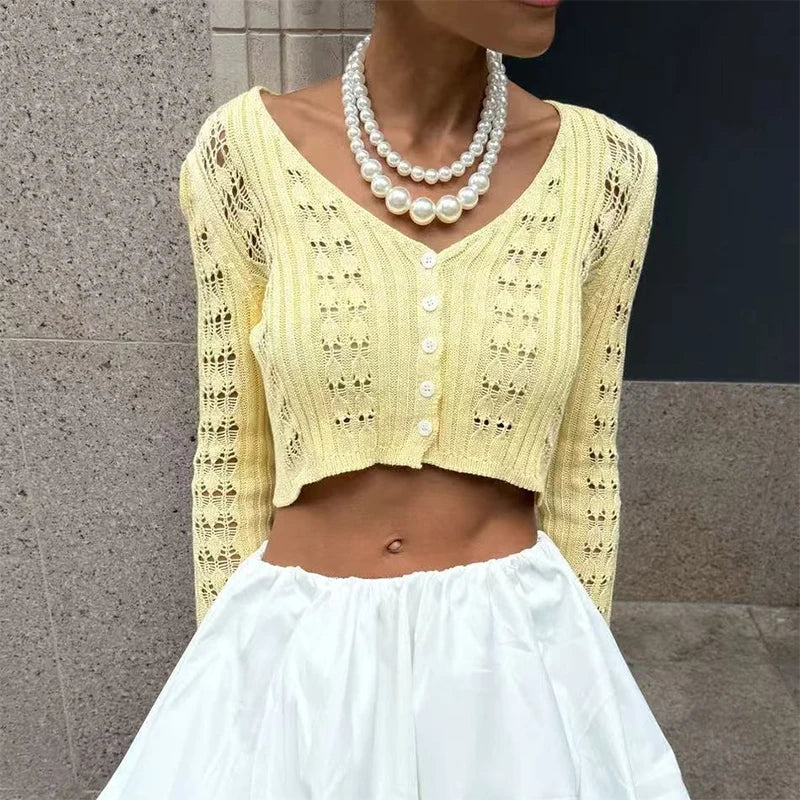 Cárdigan de manga larga tejido a crochet para mujer con cuello en V y botones en la parte delantera