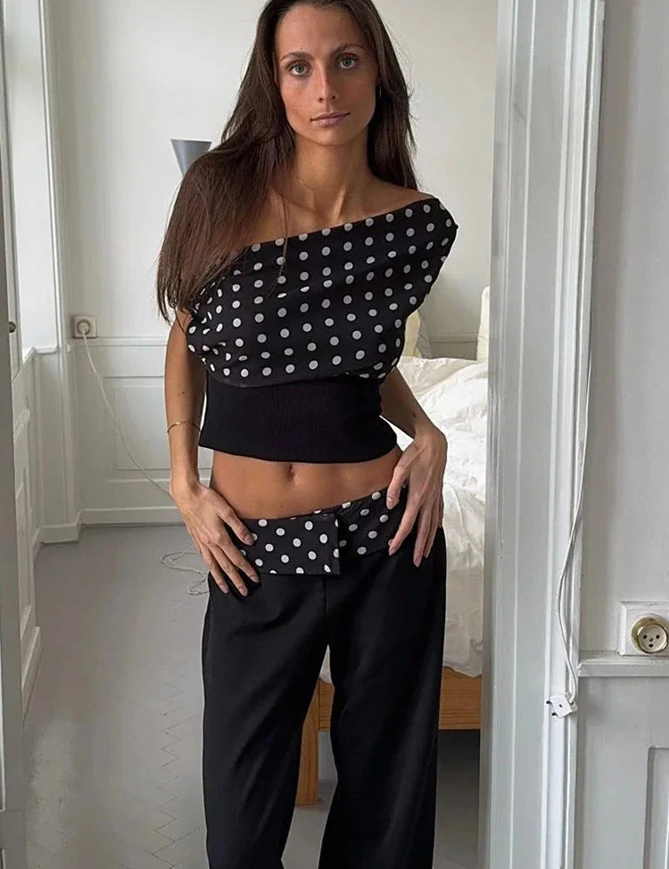 Top de lunares de un solo hombro para mujer con corte corto y dobladillo elástico
