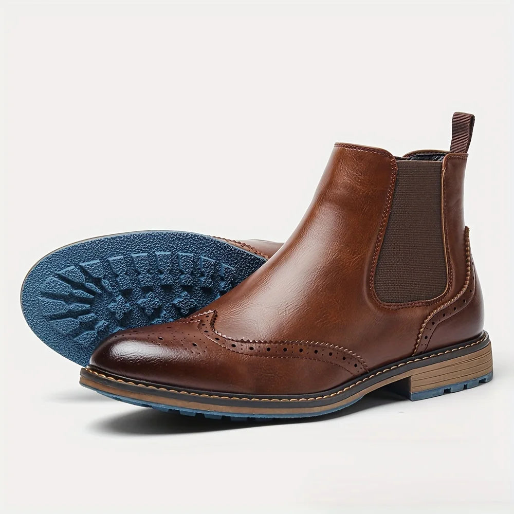 Botines Chelsea clásicos para hombre, estilo brogue, diseño atemporal.