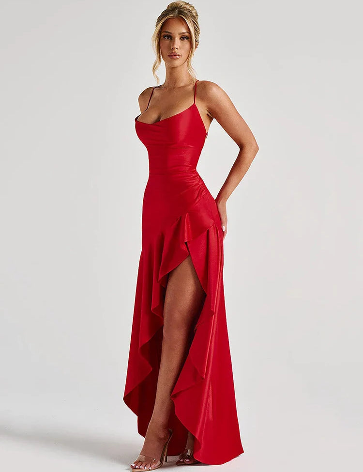 Vestido largo de mujer con tirantes finos y espalda descubierta para invitada de boda