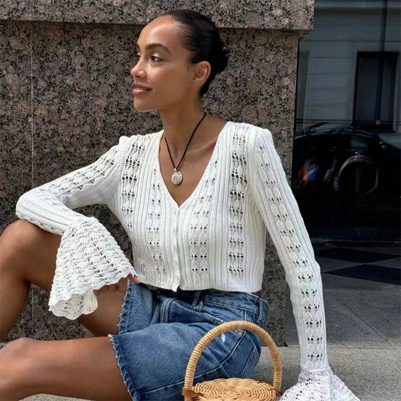 Cárdigan de manga larga tejido a crochet para mujer con cuello en V y botones en la parte delantera