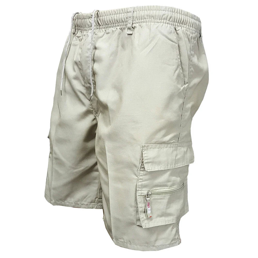 Pantalones cortos tácticos cargo para hombre con múltiples bolsillos y cintura con cordón.