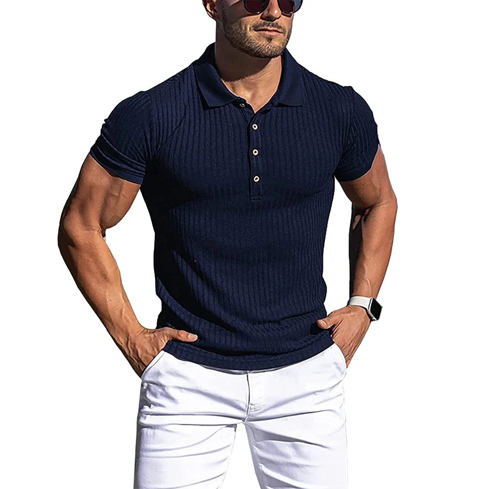 Polo de manga corta con cuello alto y rayas acanaladas para hombre