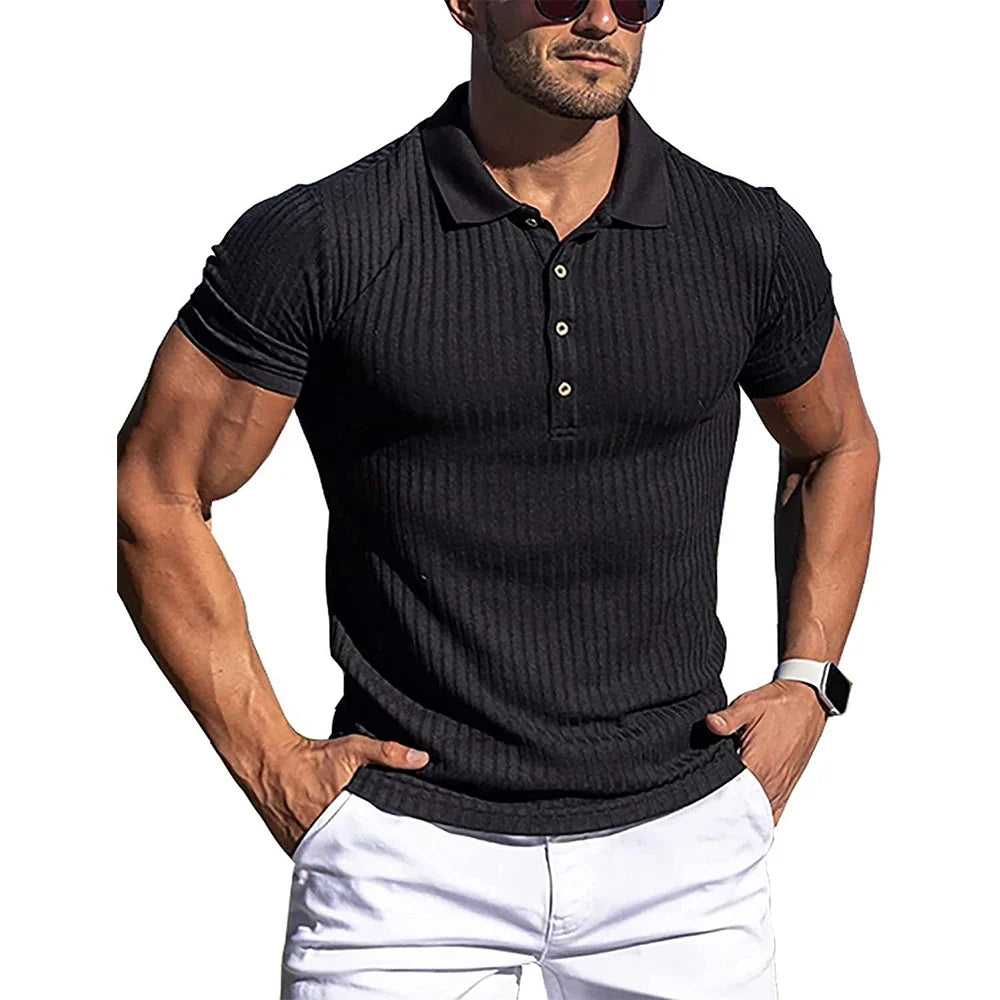Polo de manga corta con cuello alto y rayas acanaladas para hombre