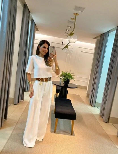 Conjunto elegante de dos piezas para mujer