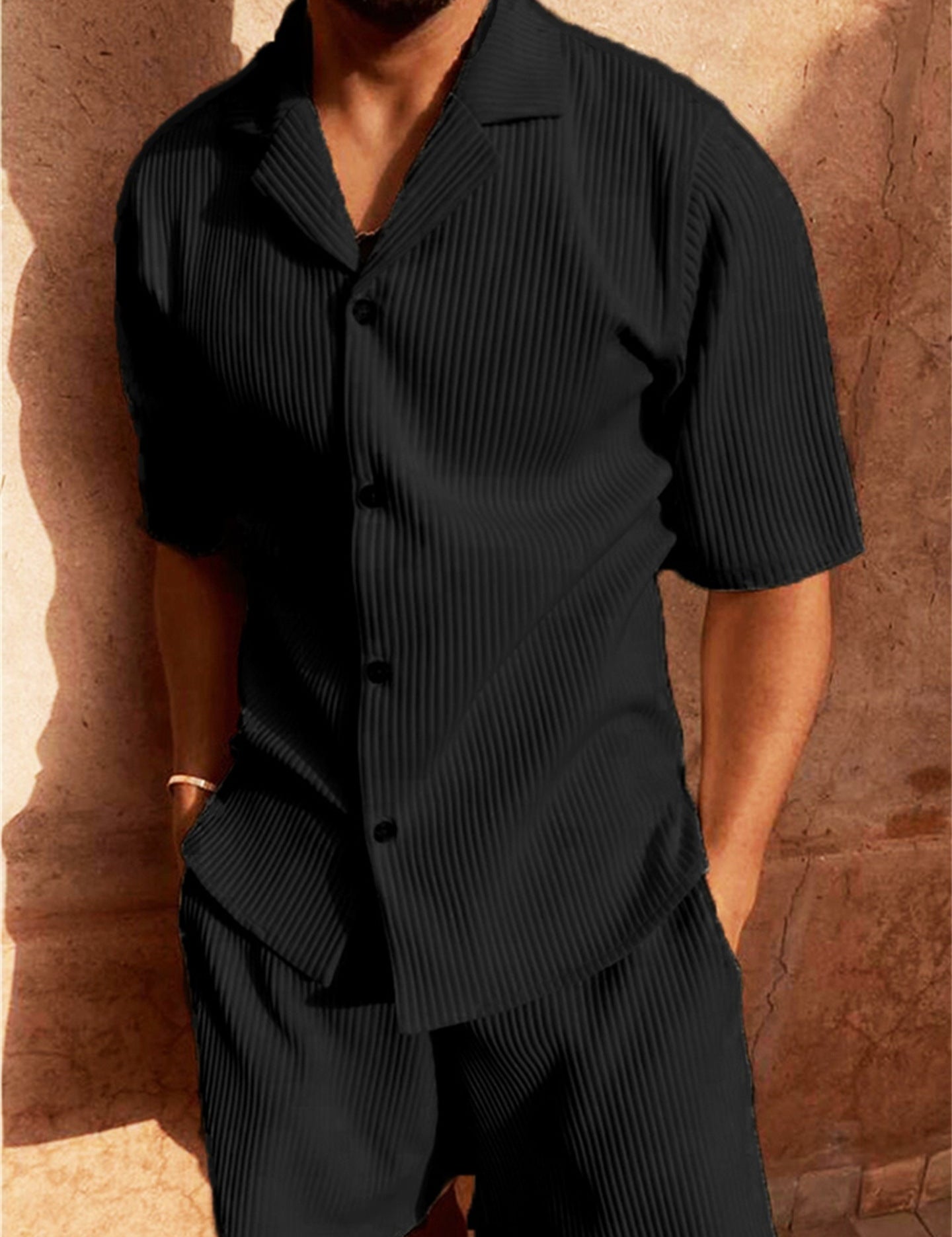 Conjunto de camisa y pantalones cortos relajados para hombre