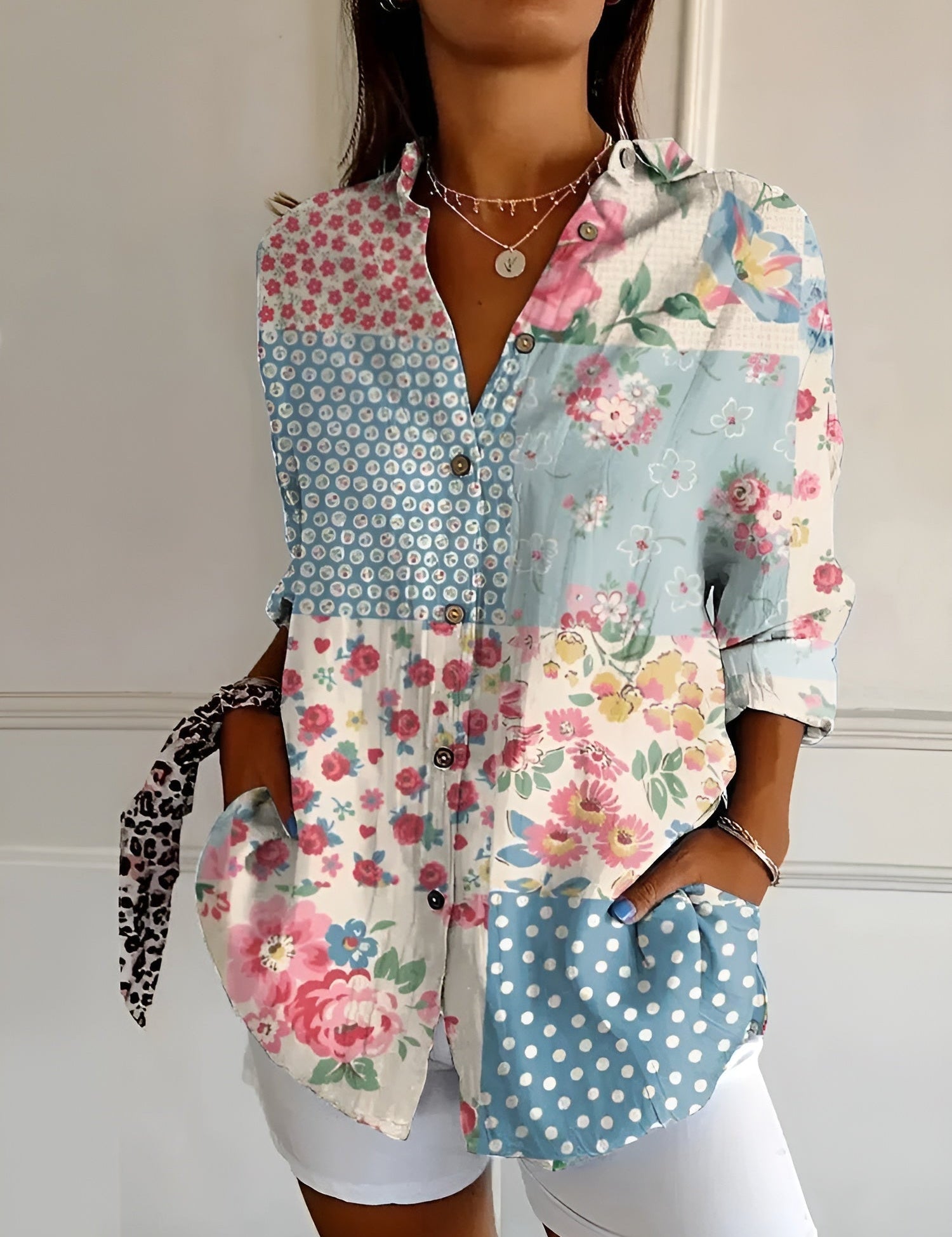 Blusa floral abotonada para mujer con mangas largas y corte relajado