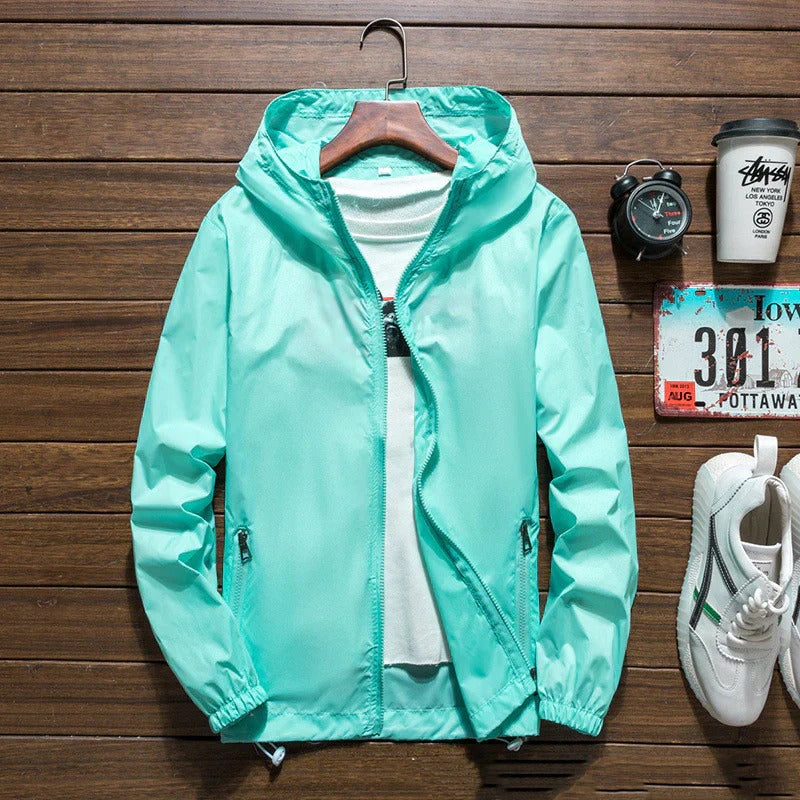 Chaqueta cortavientos ligera impermeable con capucha para hombre