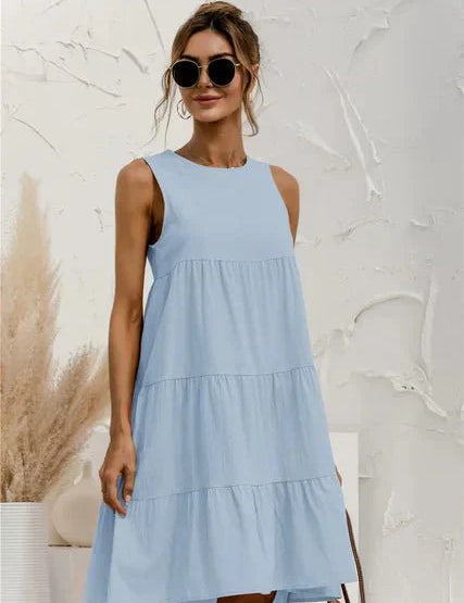 Vestido mini sin mangas con capas para mujer con corte y estilo relajados